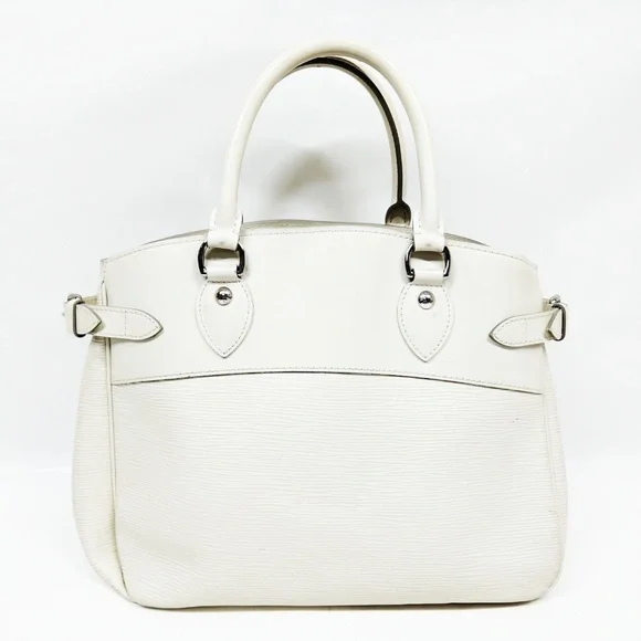 Louis Vuitton Tote Passi GM - Picture 1 of 9